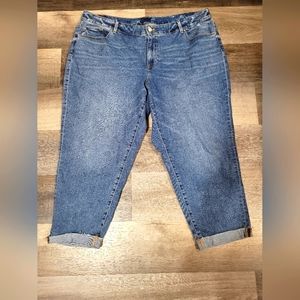 Talbots Disstress Jeans Capri Pants